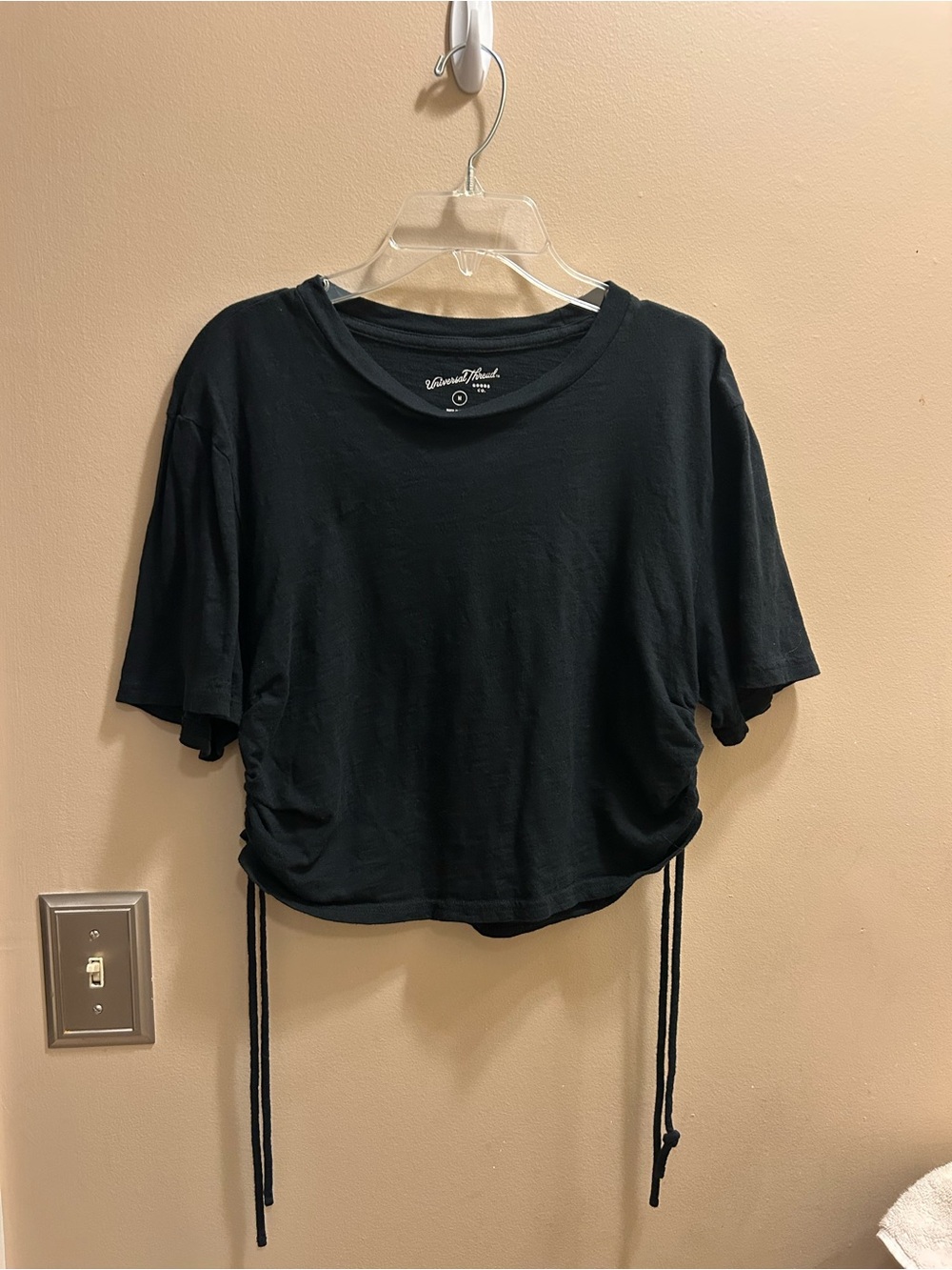 Universal Thread Black Crop Tee